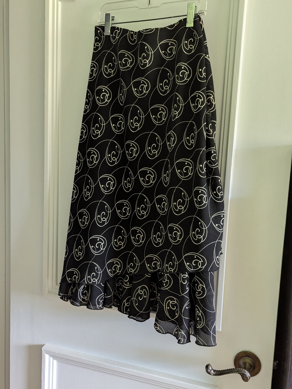 Black Print Midi Skirt with Beige Abstract Circles